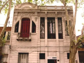 Contraluz Art Hostel