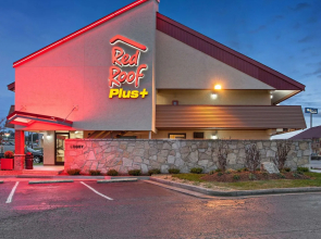 Red Roof Inn PLUS+ Nashville North - Goodlettsville