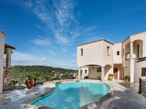 Hotel Arathena