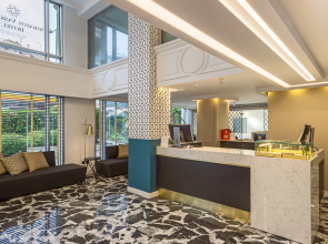 Отель Airotel Stratos Vassilikos