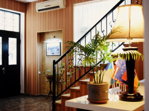 Отель Darchi Palace