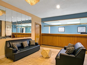 Super 8 Norfolk/Chesapeake Bay