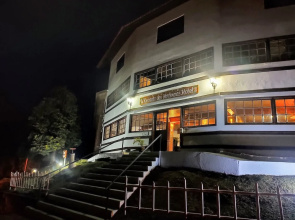 VELINN Recanto das Hortências Hotel