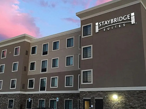 Staybridge Suites Holland by IHG