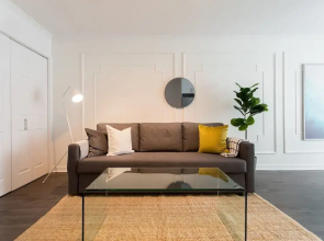 Italian Chic & Comfort