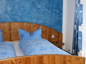 Urlaubspension 'Hohes Rott' und Apartmenthaus