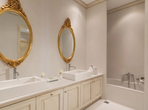 Mitsis Selection Laguna