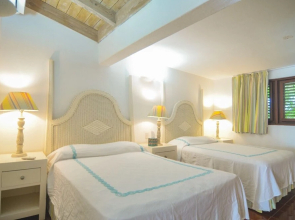Golf Villa Close to the Beach No00