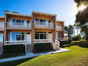 Mollymook Beach Units
