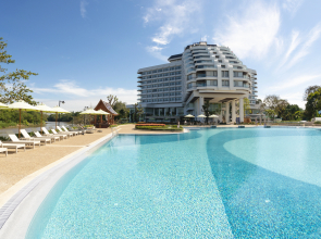 Riverie by Katathani