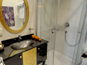 The Magnaura Palace Hotel