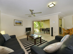 Seascape Holidays- Sands Resort