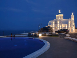 Santorini Grand Luxury Villas