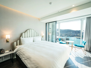 Lavalse Hotel