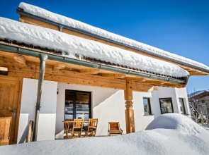 Apartment 5 Peaks