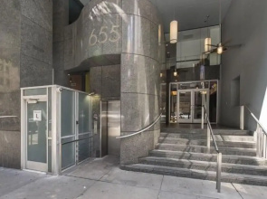 DTLA Hope St