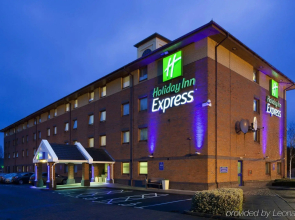 Holiday Inn Express Birmingham - Oldbury by IHG