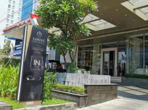 Warhol Residences Simpang Lima