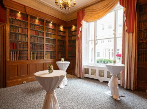 Gem Strathmore Hotel