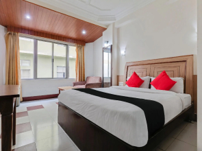 Capital O 78695 Ambarish Grand Residency