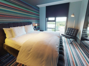 Village Hotel Farnborough