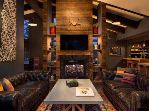 Basecamp Tahoe City