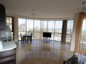 Golden Sea View Apartments