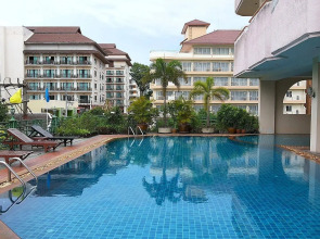 Mike Beach Resort Pattaya - SHA