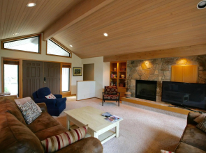 10 Tan Oak