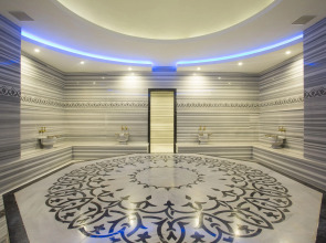 Water Side Resort & Spa