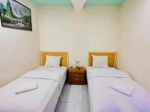 OYO 1118 Sharjah Plaza Hotel