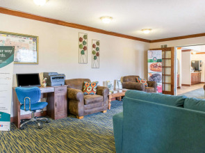 Quality Inn & Suites Titusville