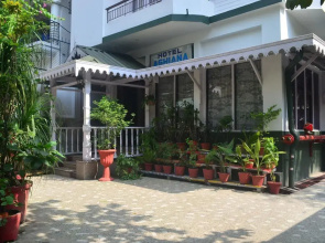 Hotel Ashiana