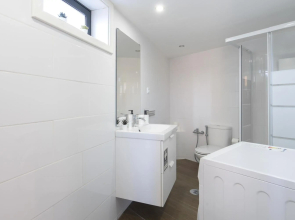 Stylish Duplex House - Terrace & River View