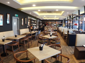 Santa Grand Hotel East Coast, a NuVe Group Collection