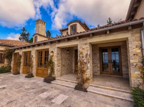 LX1 Chateau D' Renaitre Estate - Carmel-by-the-sea