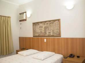 Ilha Porchat Hotel