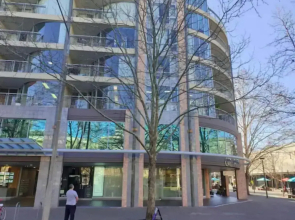 One-bedroom Apartment in the Centre of the City