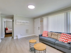 Cozy Greensboro Vacation Rental w/ Deck & Fire Pit