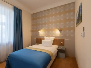Dvor Podznoeva Studios and Apartments