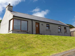 Makem's Self Catering Cottage