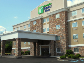 Holiday Inn Express & Suites - North Carmel / Westfield by IHG