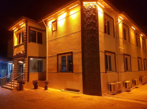Iso Otel
