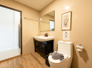 The Golden Ville Boutique Hotel & Spa