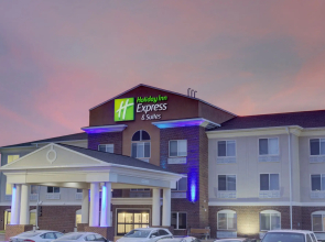 Holiday Inn Express Hotel & Suites Le Mars by IHG