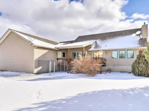 Charming, Spacious & Pet-friendly Buena Vista Home