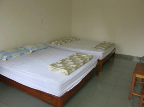 Que Huong Guesthouse