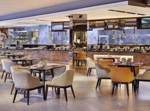 Отель Grand Mercure Bali Seminyak