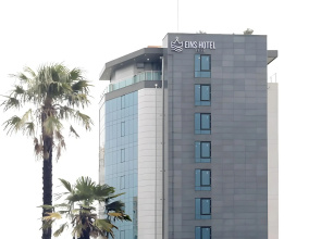 Eins Hotel