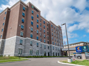 Comfort Suites Cincinnati University - Downtown